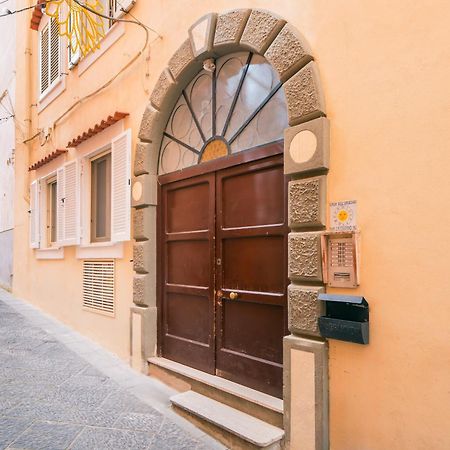 Civico 21 Holiday Home فيكو إيكوينس المظهر الخارجي الصورة